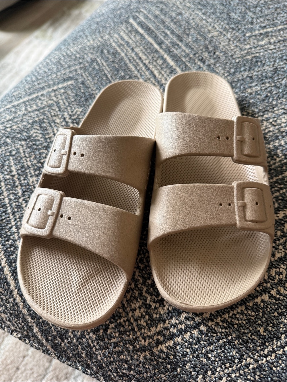 Women’s Double-Buckle Slide Sandals - Beige
